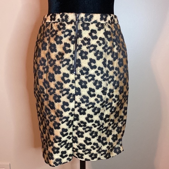 ANN Taylor gold pattern pencil skirt - Picture 3 of 7